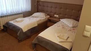 Отель Hotel Gutland Wysokie Mazowieckie Двухместный номер с 1 кроватью-5
